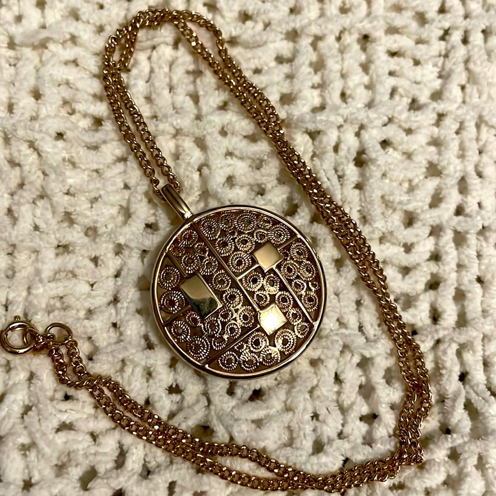 COPY - Sarah Coventry Gold Tone Necklace